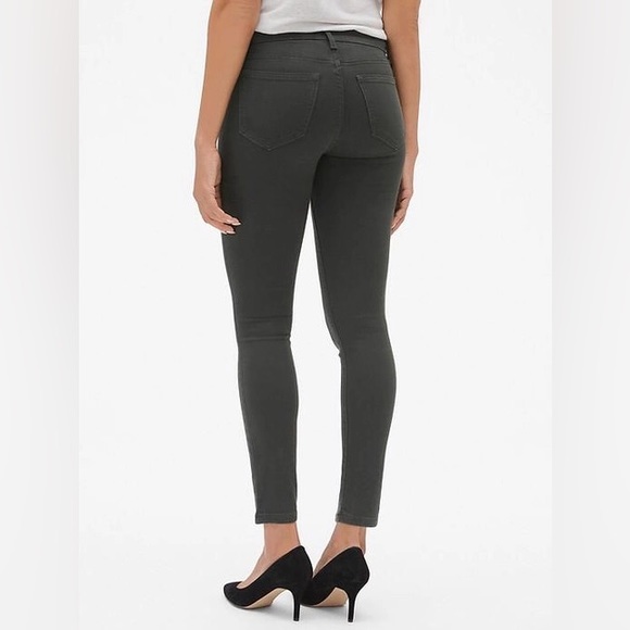 Mid Rise Legging Skimmer Jeans by Gap - Picture 2 of 5
